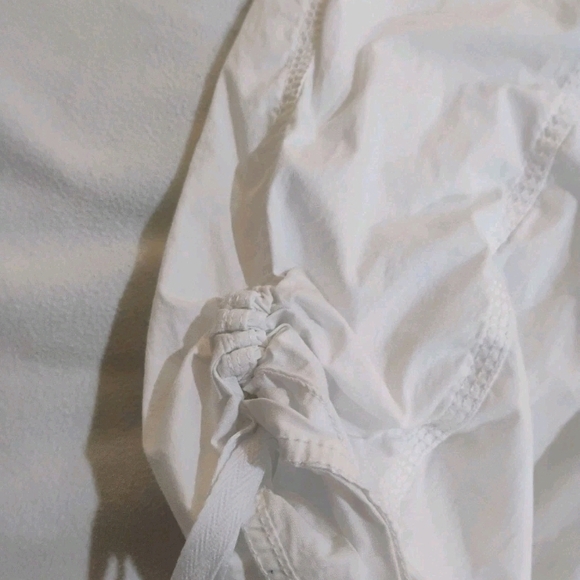 Chico's White Cropped Pants - Picture 4 of 12